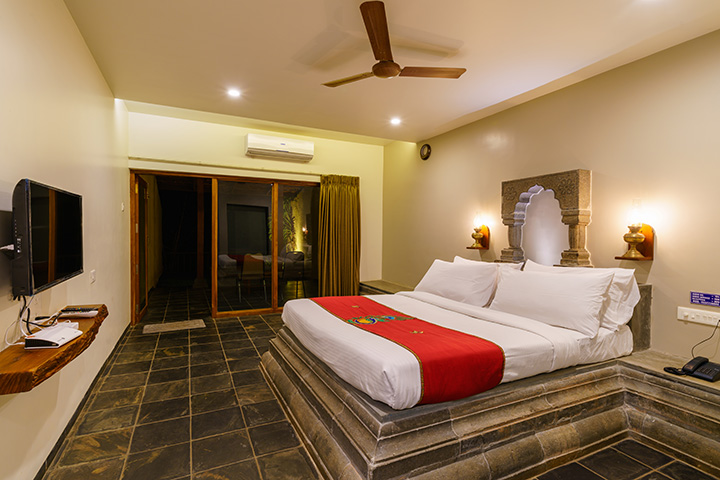 Mogra – Standard Deluxe Room